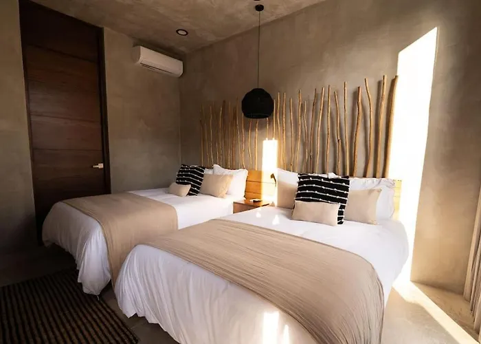 Luxury Twin Villas, 4 Private Pools, 2 Rooftops, Bbq, Near *