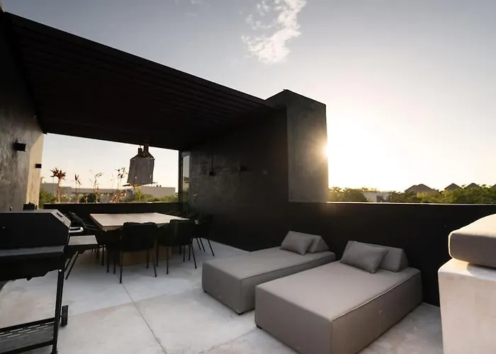 Luxury Twin Villas, 4 Private Pools, 2 Rooftops, Bbq, Near Villa