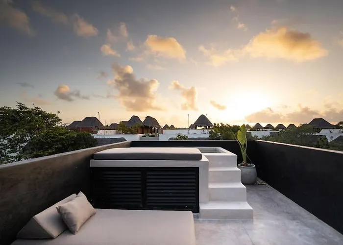 Luxury Twin Villas, 4 Private Pools, 2 Rooftops, Bbq, Near Villa