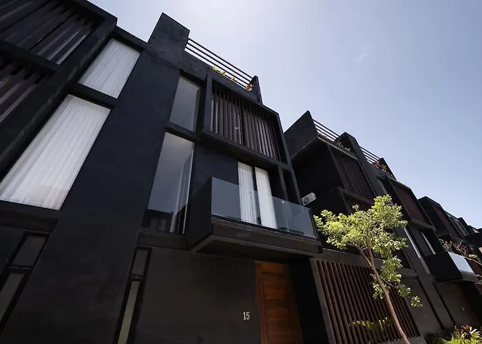 Luxury Twin Villas, 4 Private Pools, 2 Rooftops, Bbq, Near Villa *
