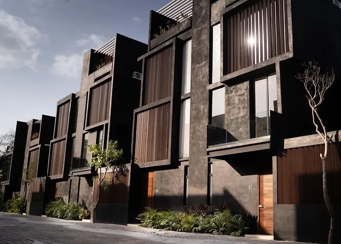 Luxury Twin Villas, 4 Private Pools, 2 Rooftops, Bbq, Near *