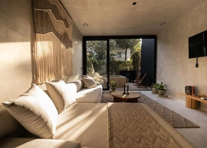 Luxury Twin Villas, 4 Private Pools, 2 Rooftops, Bbq, Near