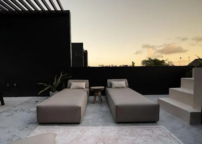 Luxury Twin Villas, 4 Private Pools, 2 Rooftops, Bbq, Near Villa